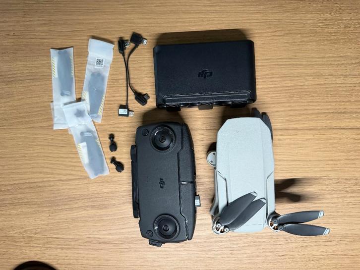 Combo DJI Mini Fly Plus, TV, Hi-fi & Vidéo, Drones, Comme neuf, Drone avec caméra, Qualité de base, DJI, Moins de 250 g, 15 à 30 minutes