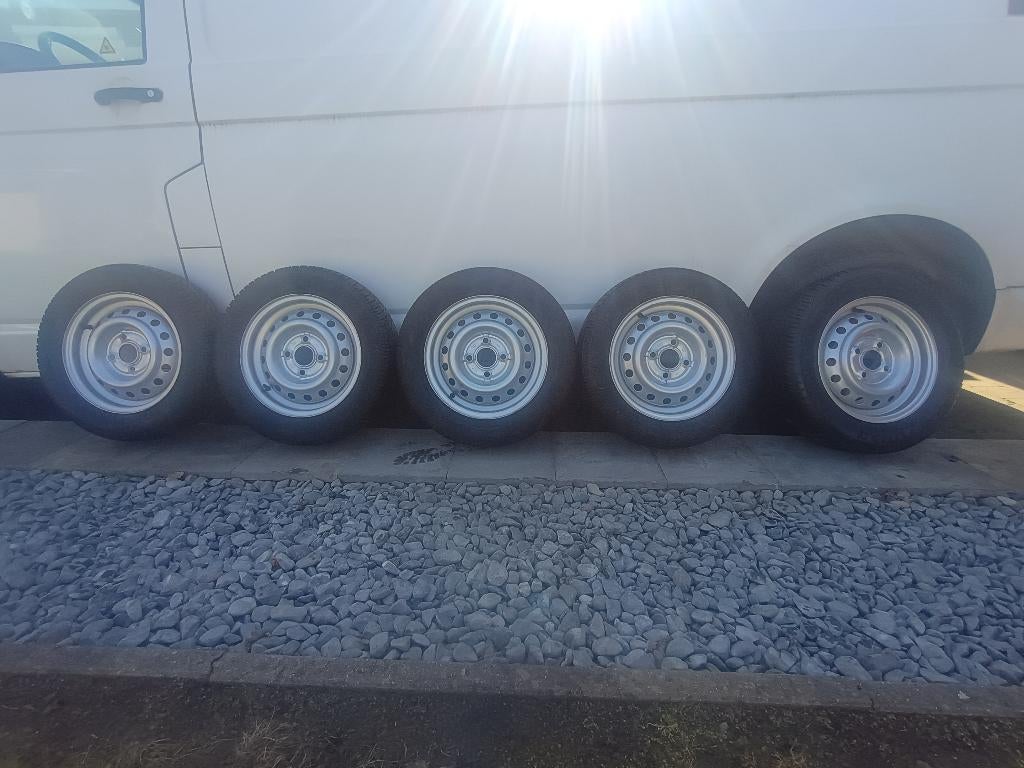 4 jantes de remorque avec pneus à double essieu, Enlèvement, Utilisé