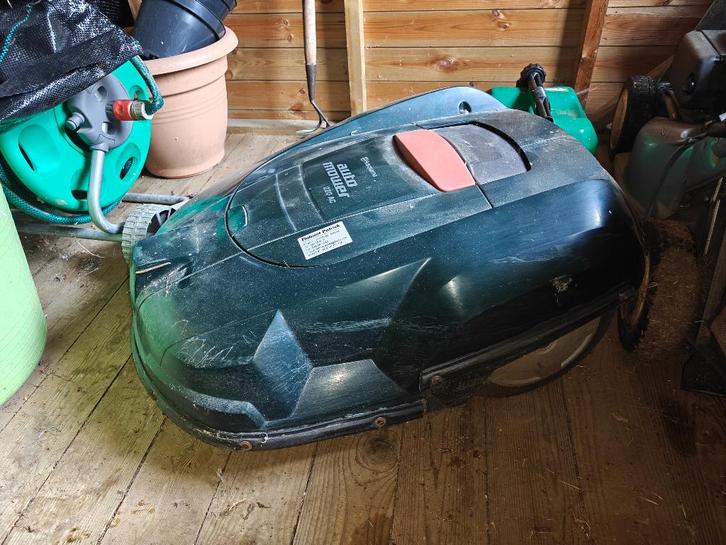 Moteur de voiture Husqvarna 220 AC, Jardin & Terrasse, Tondeuses robotisées, Utilisé, 20 à 25 cm, Enlèvement