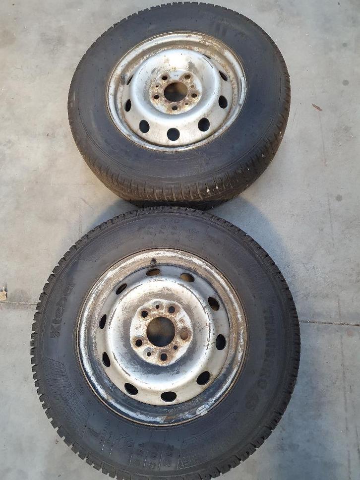 Pneus sur jantes 4 Saisons 215/70/15C Kléber, Autos : Pièces & Accessoires, Pneus & Jantes, Pneus et Jantes, 4 Saisons, 15 pouces