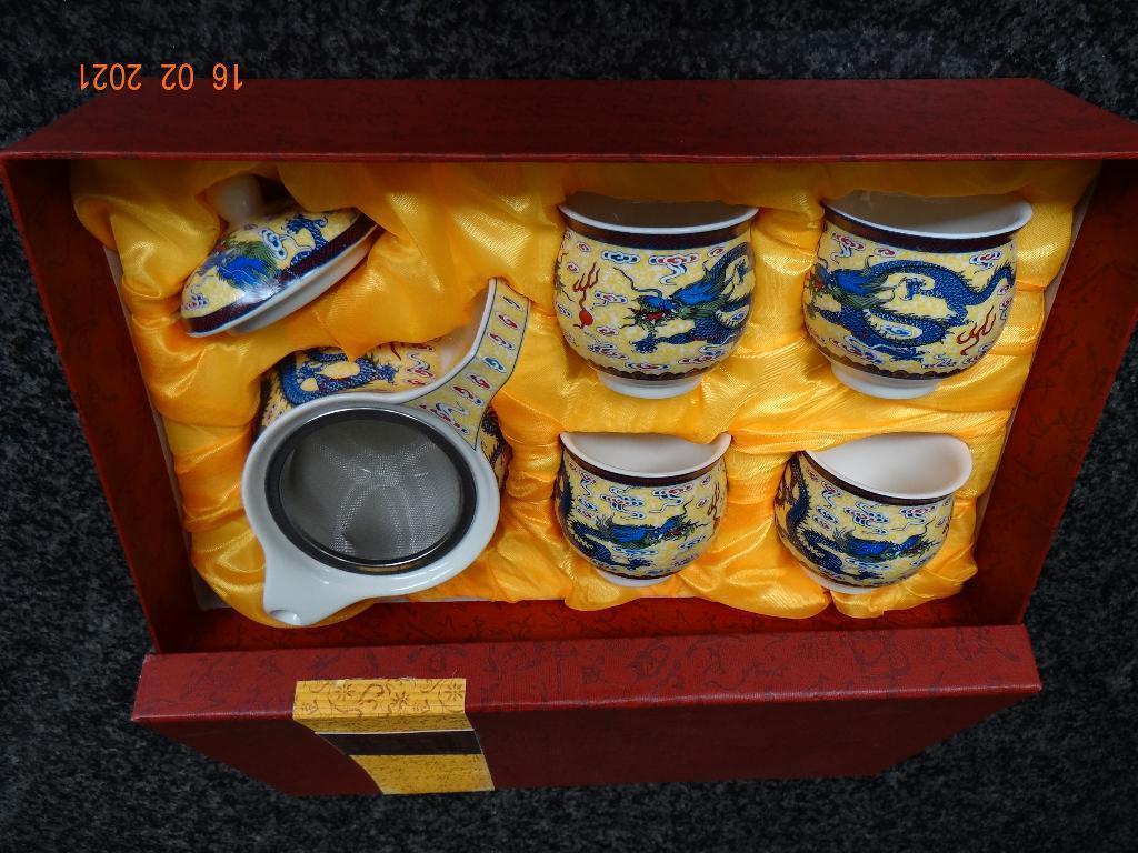 service à thé chinois (dans une boîte), Antiquités & Art, Enlèvement ou Envoi