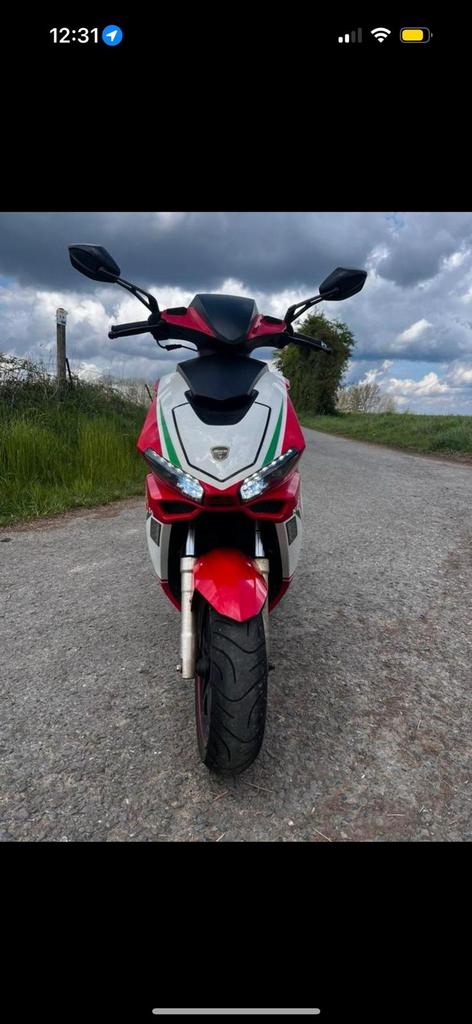 Scooter Neco GPX 50 (50 cc) rouge et blanc, Ophalen, Gebruikt, 49 cc, Klasse B (45 km/u)