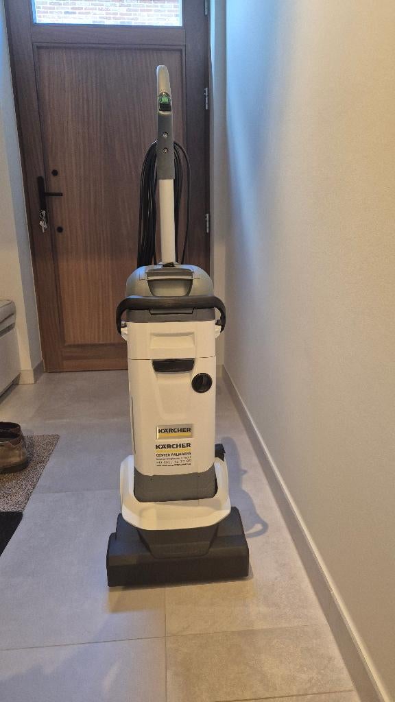 Karcher vloerreiniger 4.300 br. 4/4l reservoir., Ophalen, Overige typen