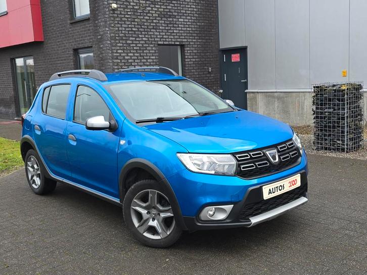 Dacia Sandero 0.9 benzine /airco/Navi/garantie en keuring, Auto's, Dacia, Bedrijf, Sandero, Bluetooth, Parkeersensor, Radio, Benzine