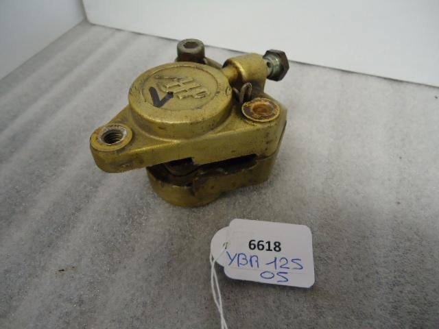 YBR125 2007 - 2011 Yamaha Remklauw D1-21145
