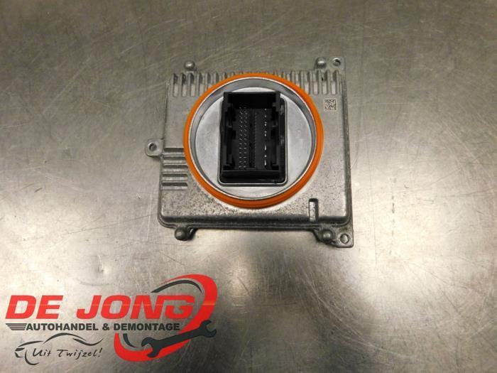 Module phare LED d'un Volkswagen Multivan T7, Autos : Pièces & Accessoires, Éclairage, Volkswagen, Utilisé, 3 mois de garantie