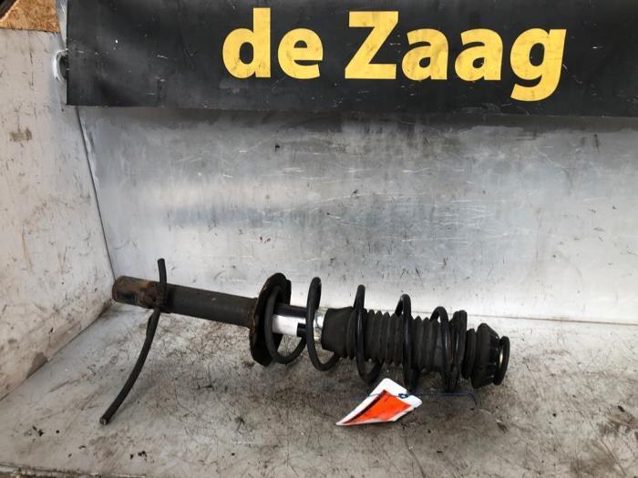 Schokdemperpoot links-voor van een Peugeot 107, Auto-onderdelen, Ophanging en Onderstel, Peugeot, Gebruikt, 3 maanden garantie