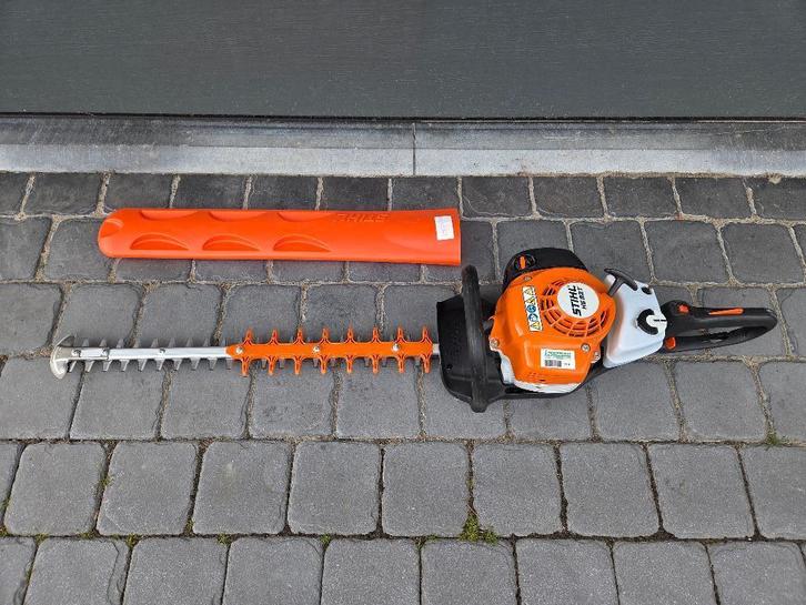 Taille-haie à essence Stihl HS 82 T NEUF, Jardin & Terrasse, Taille-haies, Neuf, Essence, Enlèvement