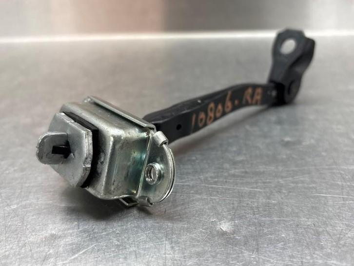 PORTIERVANGER RECHTS ACHTER Nissan Leaf (ZE1) (01-2017/-), Auto-onderdelen, Carrosserie, Nissan, Achter, Rechts, Gebruikt