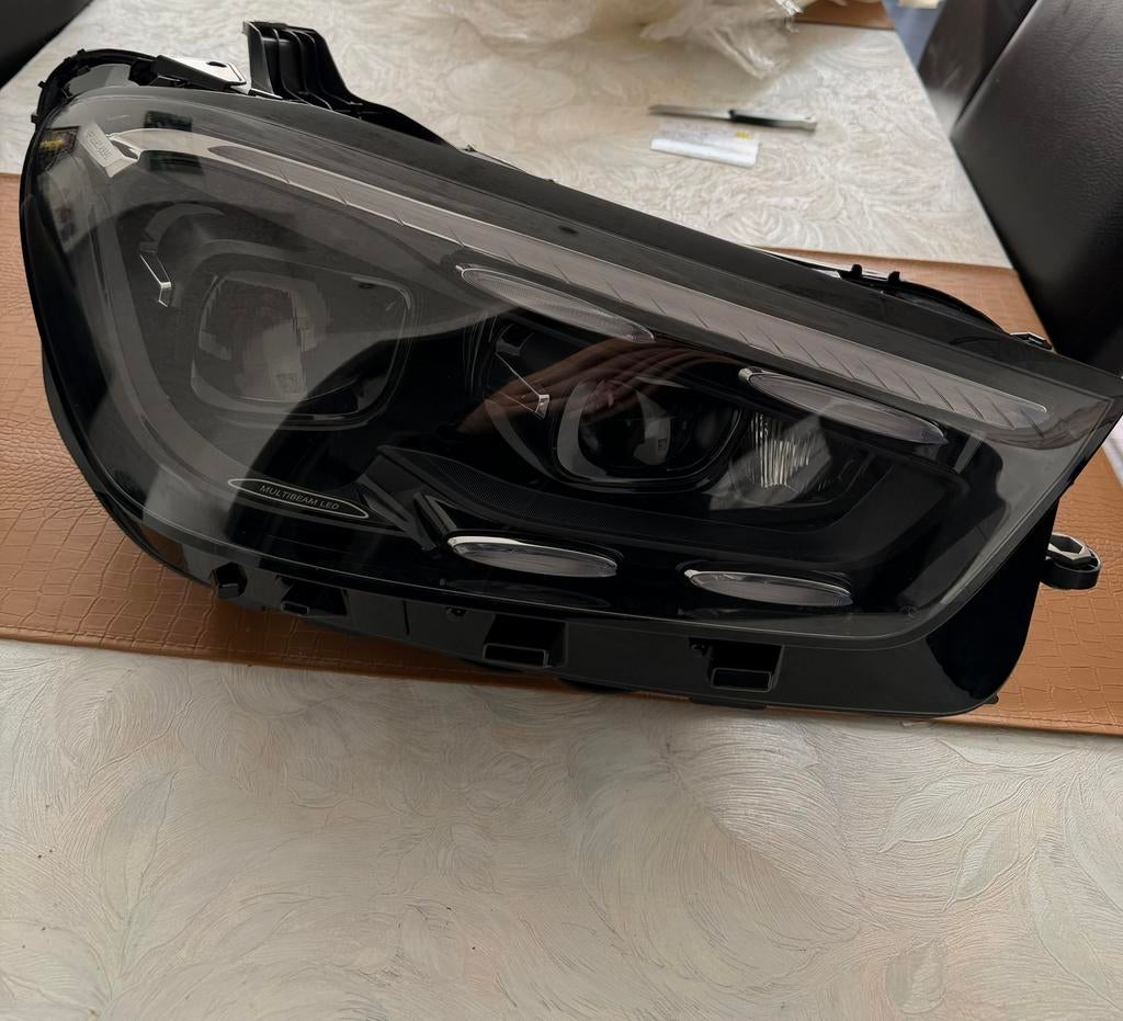 Phare avant droit mercedes classe e multibeam, Autos : Pièces & Accessoires, Enlèvement