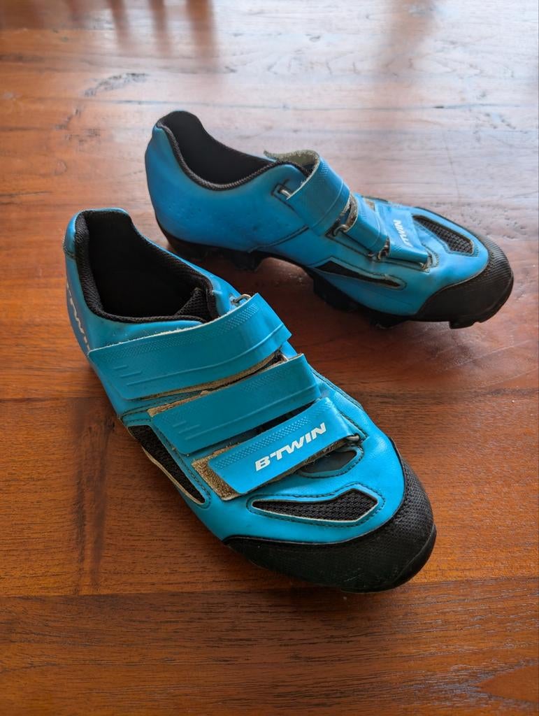 Chaussures Klikpedal 38, Sports & Fitness, Hockey, Enlèvement, Chaussures