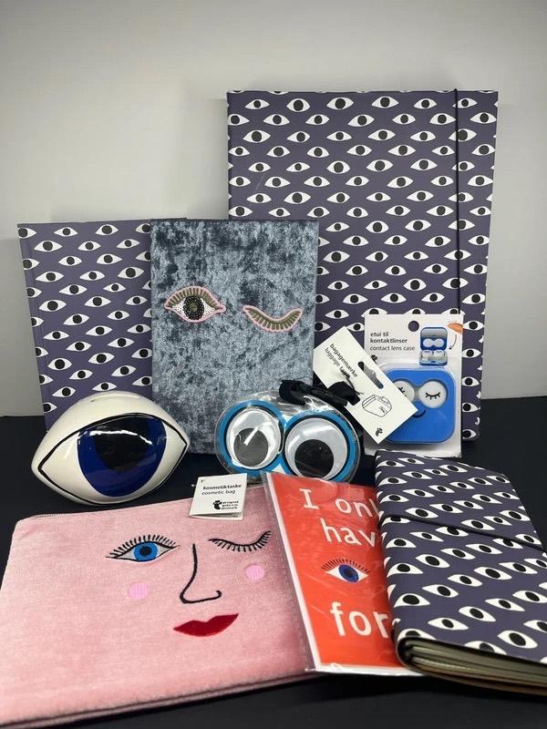 bundel Flying Tiger - nieuw schrijfwaren, tas, spaarpot,..., Diversen, Ophalen of Verzenden, Nieuw