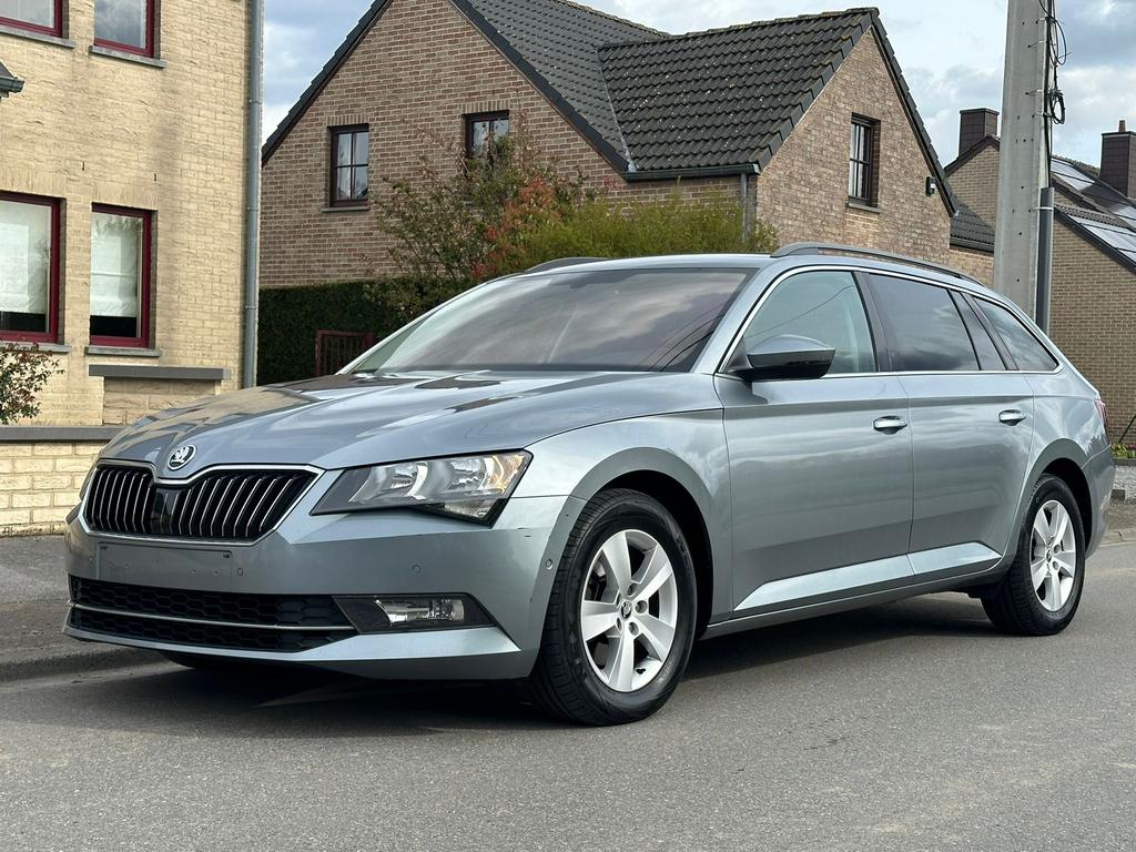 Skoda, superb, Auto's, Skoda, Particulier, Superb, ABS, Achteruitrijcamera, Adaptive Cruise Control, Airbags, Airconditioning