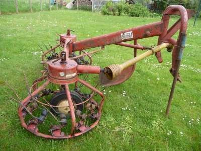 Hooikeerder -hark strela, Zakelijke goederen, Landbouw | Werktuigen, Veehouderij, Oogstmachine, Ophalen