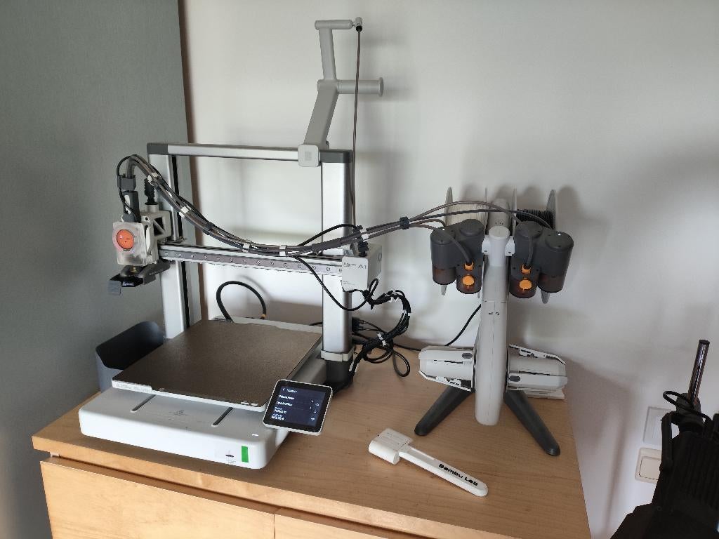 Bambu lab A1 + AMS lite + BIQU Panda enhancements 3D printer, Computers en Software, 3D Printers, Zo goed als nieuw, Filament