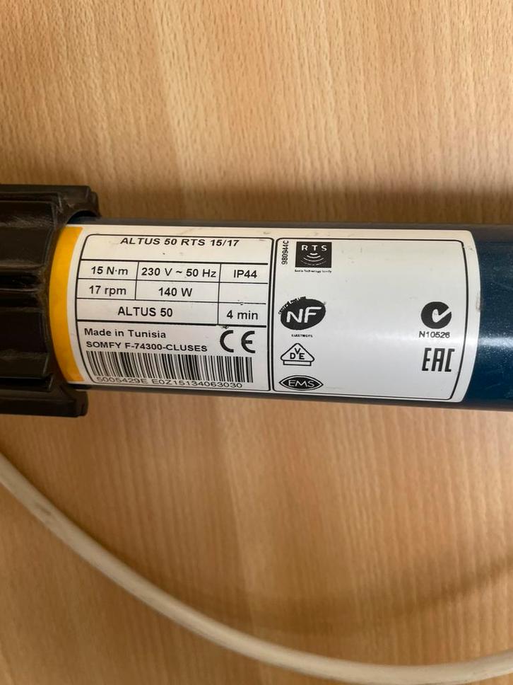 Somfy Altus 50 RTS 15/17 rolluikmotor + bediening, Doe-het-zelf en Bouw, Rolluiken, Gebruikt, Elektrische bediening, Ophalen of Verzenden