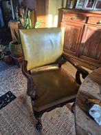 2 chaises anciennes en cuir ocre doux, Maison & Meubles, Chaises, Antiek, Autres couleurs, Enlèvement, Utilisé