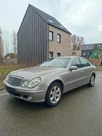 Mercedes E220 150pk Euro-4  start en rijd perfect!, Auto's, Automaat, Zwart, Diesel, 5 deurs