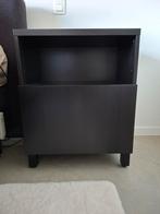 Tables de chevet Ikea, Maison & Meubles, Armoires | Commodes, Enlèvement