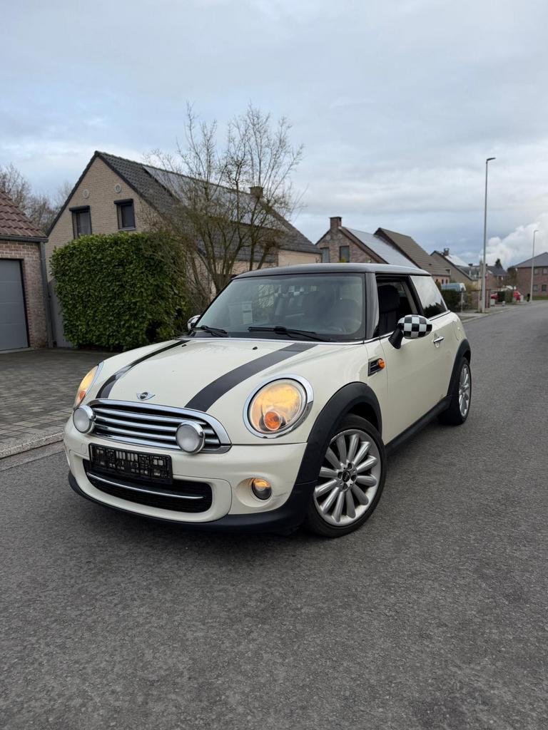 Mini Cooper, Auto's, Mini, Bedrijf, Te koop, Cooper, Diesel, Euro 5, 5 deurs, Handgeschakeld, Wit, Ophalen