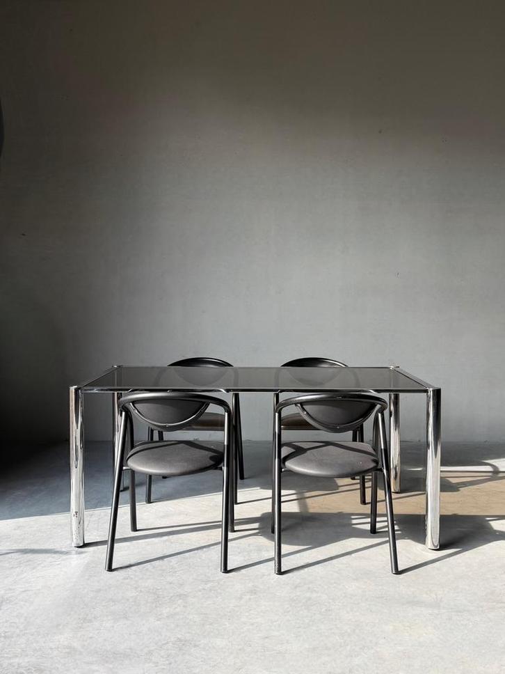 Vintage chroom eettafel, 1970, Antiquités & Art, Antiquités | Meubles | Tables, Enlèvement