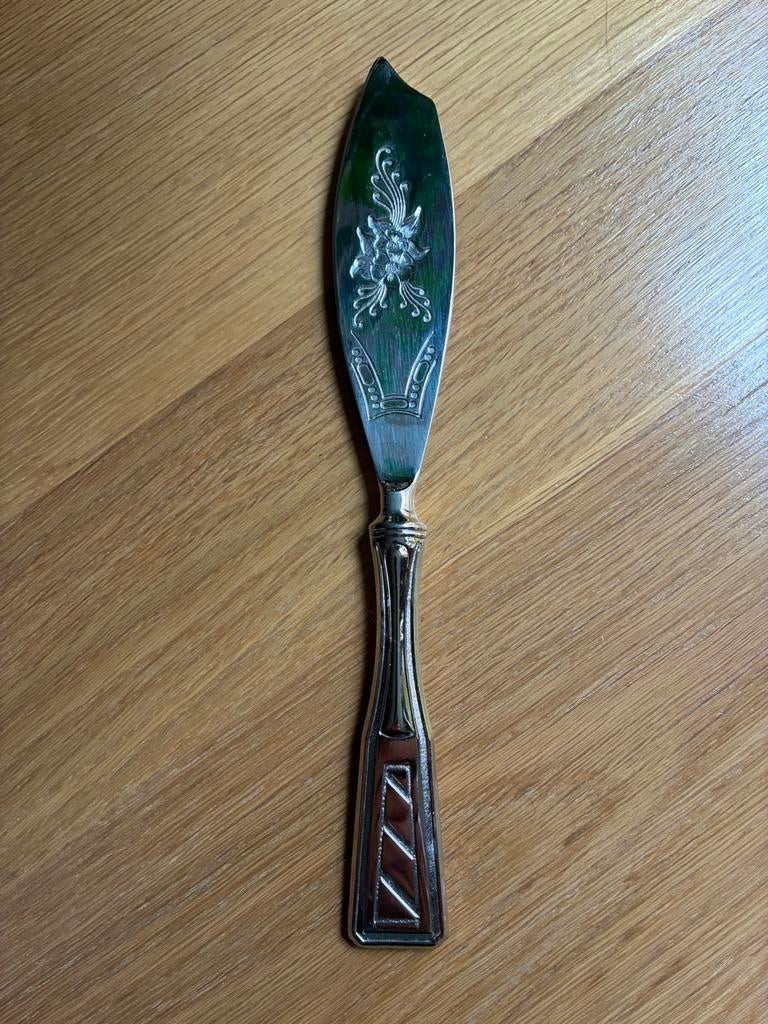 een mooie vintage Art Deco taartmes., Antiquités & Art, Antiquités | Couverts, Enlèvement ou Envoi
