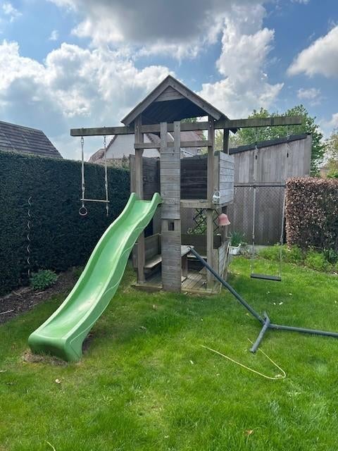 Speeltoren met werk aan., Ophalen, Gebruikt, Hout