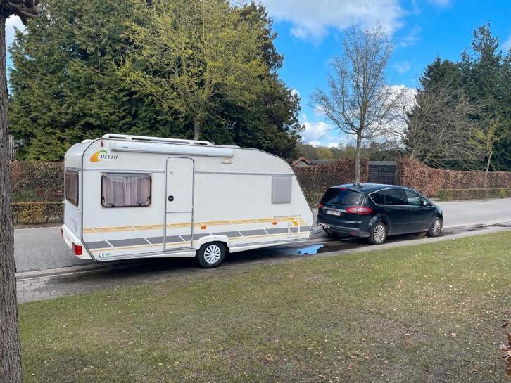 Delta Euroliner 4400 FB Chateau, Caravans en Kamperen, Caravans, Particulier, tot en met 4, 750 - 1000 kg, Rondzit, Chateau, Frans bed