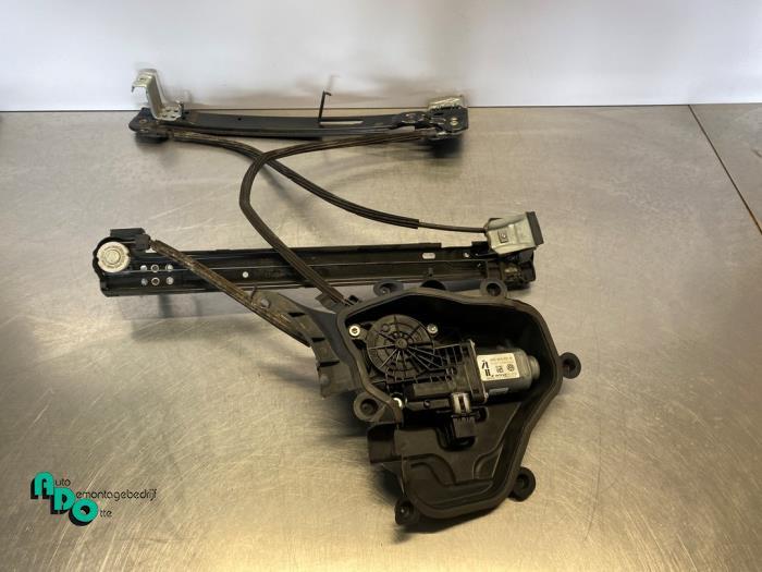 Mécanique vitre 4portes avant gauche d'un Seat Ibiza (Ibiza, -, 3 mois de garantie, Utilisé, -