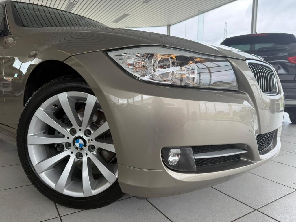 BMW 316i E90 3-serie 1.6i Benzine 90 kW Euro 5, Auto's, BMW, Euro 5, Parkeersensor, Leder, Bedrijf