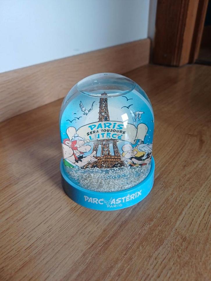 Boule à neige Astérix et Obélix, Collections, Personnages de BD, Comme neuf, Astérix et Obélix, Enlèvement ou Envoi