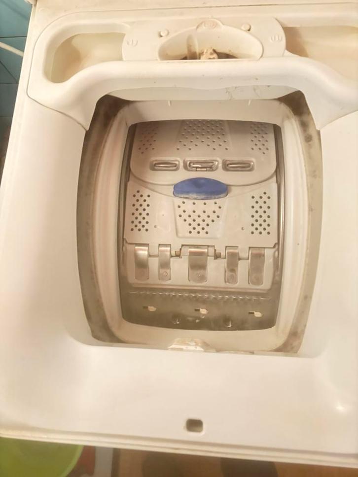 Volautomatische wasmachine, Electroménager, Lave-linge, Comme neuf, Élévateur, 4 à 6 kg, 85 à 90 cm, 1200 à 1600 tours, Programme lavage à la main