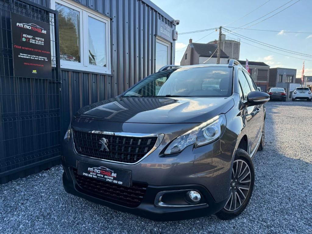 Peugeot 2008 1.2i/GPS/CarPlay/Onderhoud+1 jaar garantie, Auto's, Peugeot, Bedrijf, Te koop, ABS, Airbags, Airconditioning, Android Auto