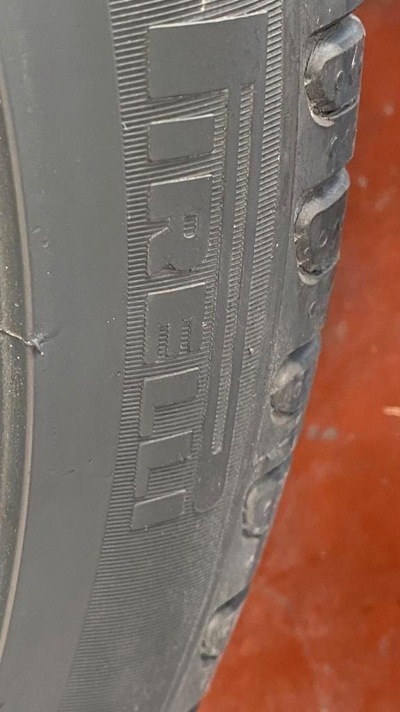 PIRELLI CENTURIO 215/45R18, Autos : Divers, Pièces de sport automobile, Utilisé, Enlèvement