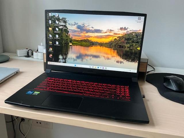 Gaming-laptop MSI Katana GF76 17” — i7/16GB —weinig gebruikt, Computers en Software, Windows Laptops, Gebruikt, 17 inch of meer