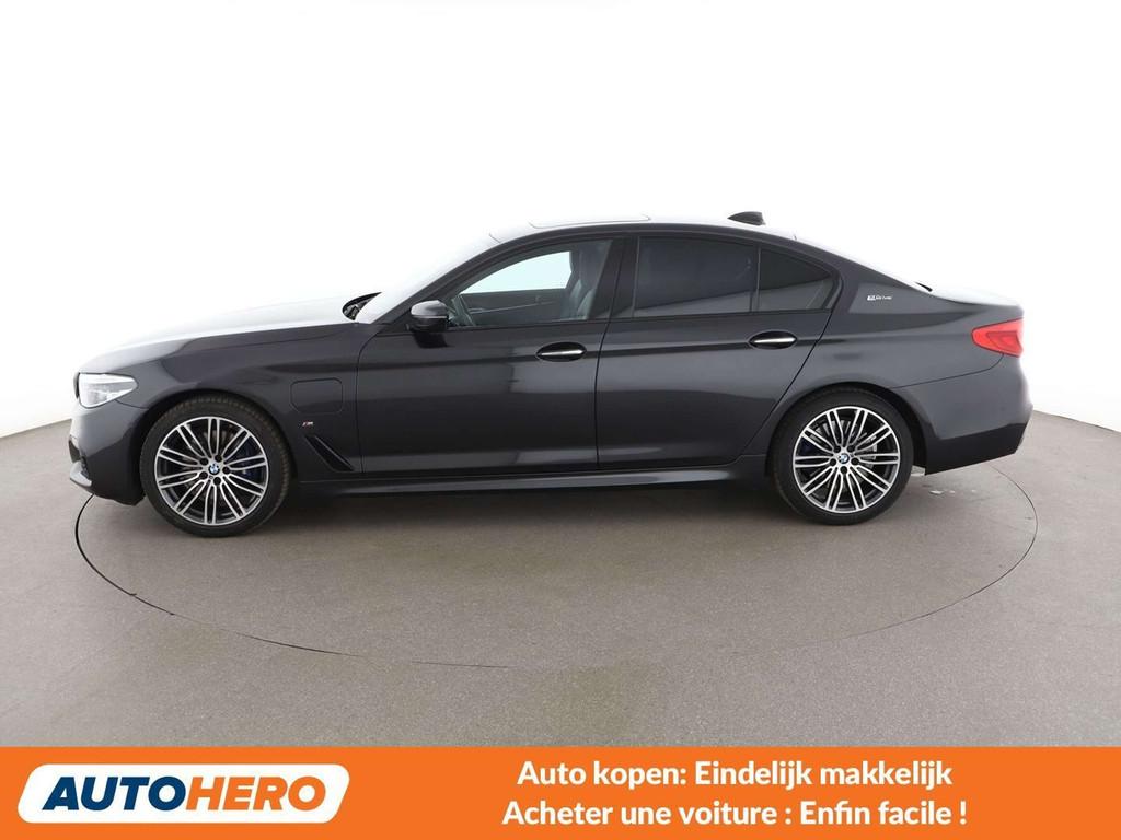 BMW 5 Serie 530 530e M Sport (bj 2017, automaat), Auto's, BMW, Achterwielaandrijving, Gebruikt, Zwart, Leder