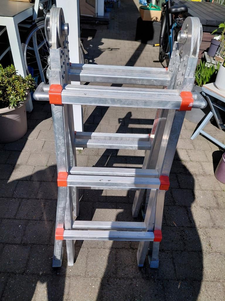WAKU telescopische ladder, Ophalen, Zo goed als nieuw, Ladder, Opvouwbaar of Inschuifbaar