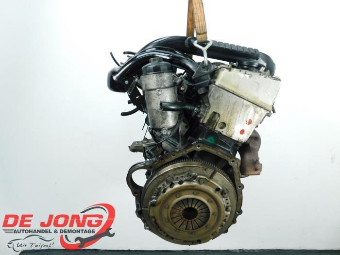 Moteur d'un Mercedes E-Klasse, Autos : Pièces & Accessoires, Moteurs & Accessoires, Mercedes-Benz, Utilisé, 3 mois de garantie