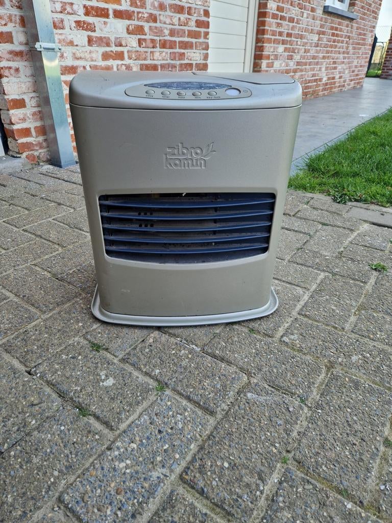 Zibro Kamin petroleumkachel, Huis en Inrichting, Kachels, Ophalen, Petroleumkachel
