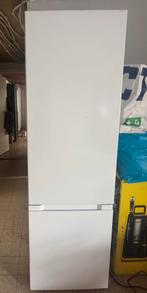 Koelkast ikea, Ophalen, Zo goed als nieuw, Met vriesvak