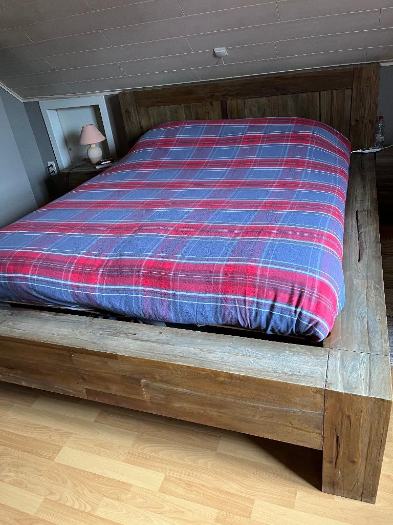 Bed, Autres dimensions, Enlèvement, Utilisé, Autres dimensions