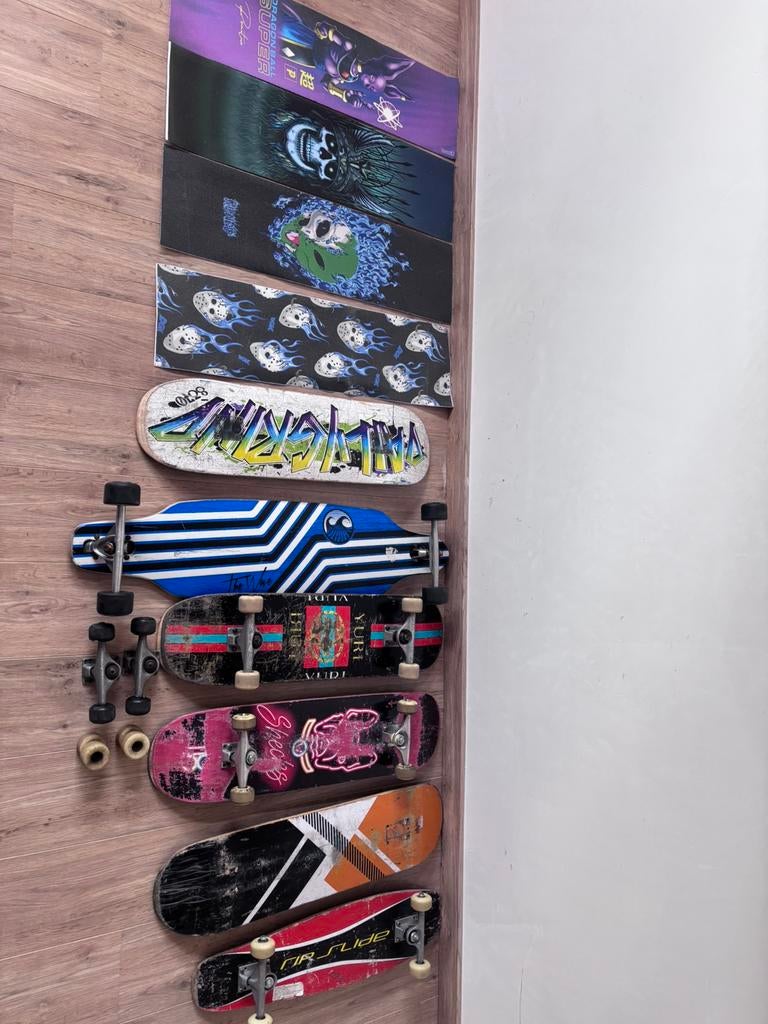 Skateboards griptaps en houders voor skateboards, Sport en Fitness, Skateboarden, Ophalen, Zo goed als nieuw, Skateboard, Longboard
