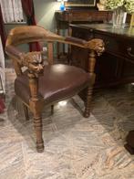antieke bureaustoel uitgesneden hout leeuwenkoppen., Antiek en Kunst, Ophalen