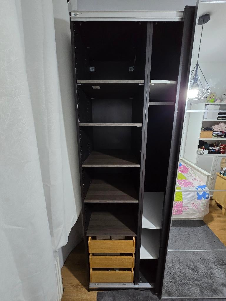 GRATUIT Armoire pax ikea GRATUIT Gratuit, Comme neuf, 100 à 150 cm, Enlèvement, 200 cm ou plus