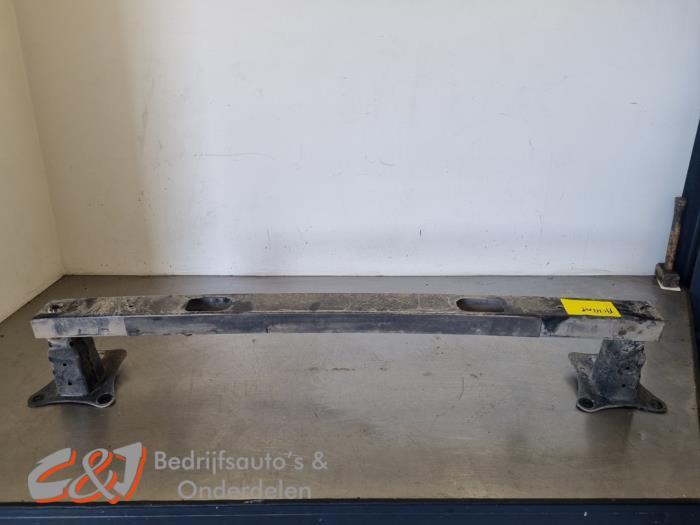 Cadre pare-chocs arrière d'un Peugeot Partner, -, 3 mois de garantie, Utilisé, -