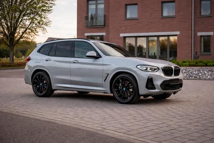 BMW X3 xDrive30e M Sport 05/2023 Brooklyn Grey, Auto's, BMW, Particulier, X3, 360° camera, 4x4, Adaptieve lichten, Adaptive Cruise Control