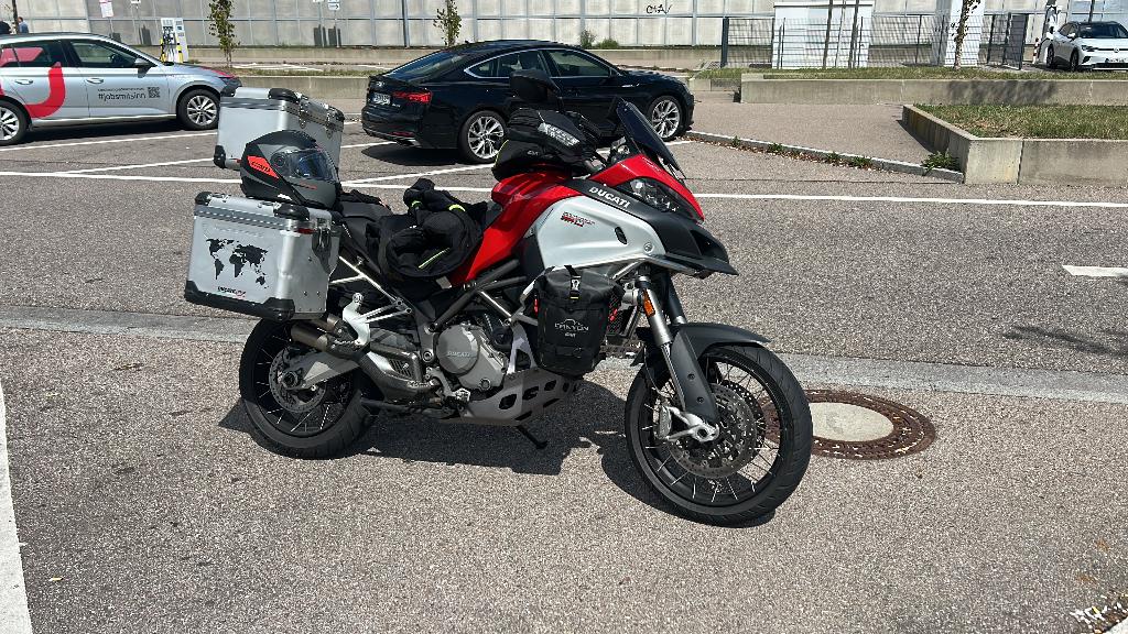 Multistrada 1200 Enduro, full option, Motoren, Motoren | Ducati, 2 cilinders, Motorrijbewijs A, Handvatverwarming, Gebruikt