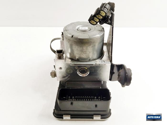 ABS Pomp van een Volvo XC60, Auto-onderdelen, Elektronica en Kabels, Volvo, Gebruikt, 3 maanden garantie, Ophalen of Verzenden