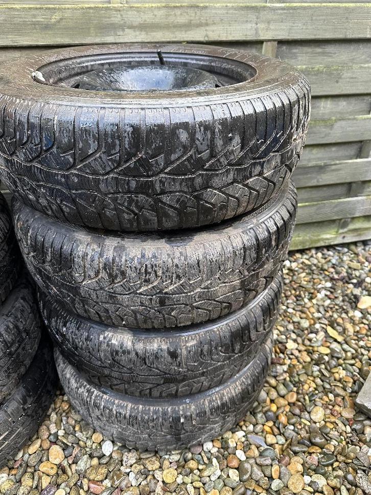 Wintersetjes 15 en 16 inch  Renault Opel enzovoort, Auto-onderdelen, Banden en Velgen, Banden en Velgen, All Season, 16 inch, Personenwagen