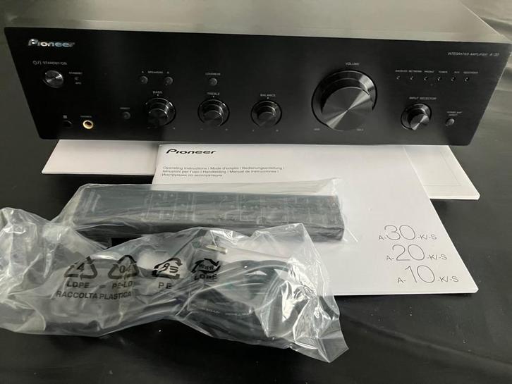 Pioneer A-30K (2x 70W) Stereo Versterker (Nieuwstaat), Audio, Tv en Foto, Versterkers en Ontvangers, Zo goed als nieuw, Stereo